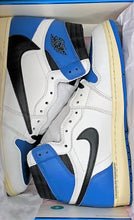 Cargar imagen en el visor de la galería, Jordan 1 High OG SP fragment design x Travis Scott
