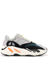 Cargar imagen en el visor de la galería, Yeezy Boost 700 Wave Runner
